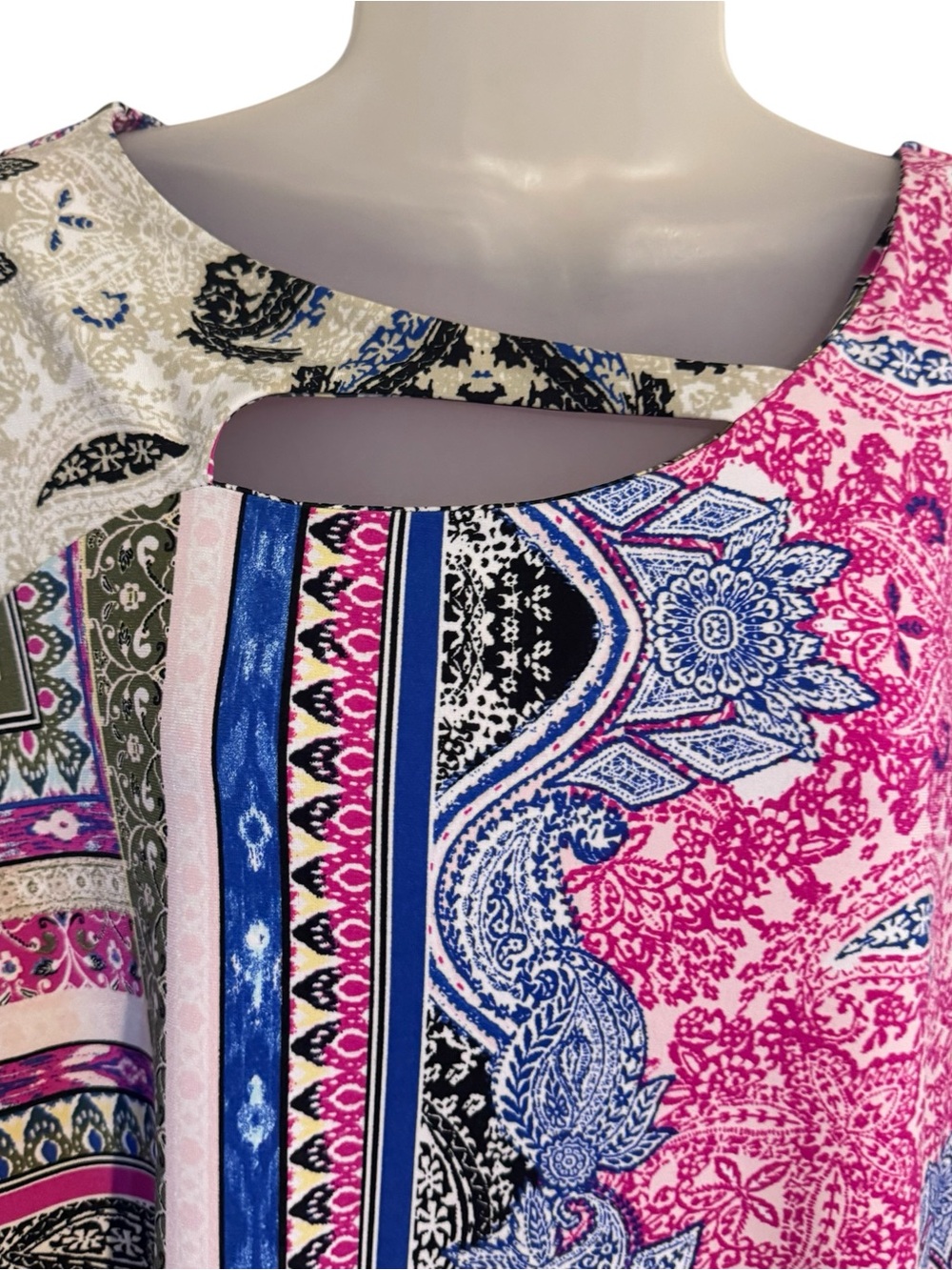 JM Collection Pink Blue Top w/Neckline Detail MEDIUM #I - Picture 2 of 7